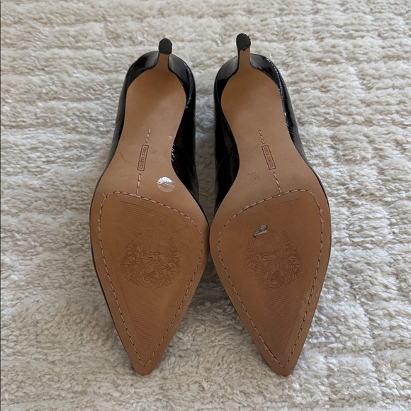 Vince Camuto heels - worn once - Picture 2 of 4